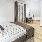 3 Bedroom Awesome In Mscicie Dom wakacyjny *