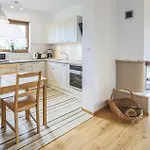 3 Bedroom Awesome In Mscicie Mścice