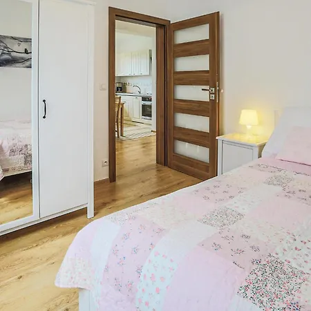 3 Bedroom Awesome In Mscicie *