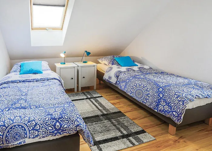 3 Bedroom Awesome In Mscicie Сasa de vacaciones Mścice