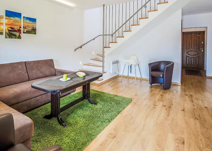 3 Bedroom Awesome In Mscicie *